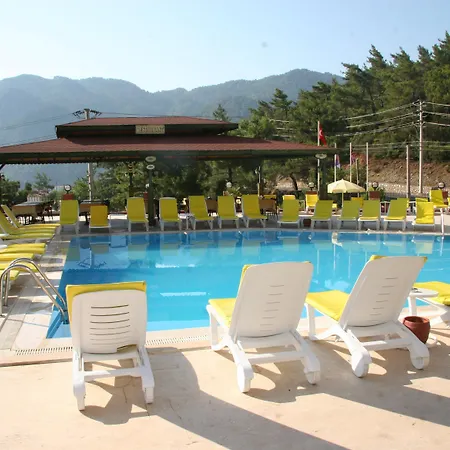 Life Aparthotel 3*