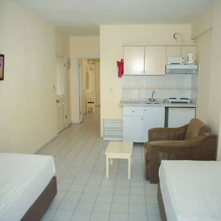 Apartmanhotel Life