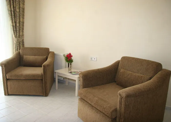 Life Apartahotel